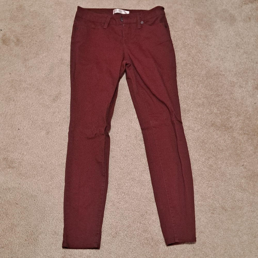 No boundaries brand burgundy skinny jeans. Worn once, excellent condition